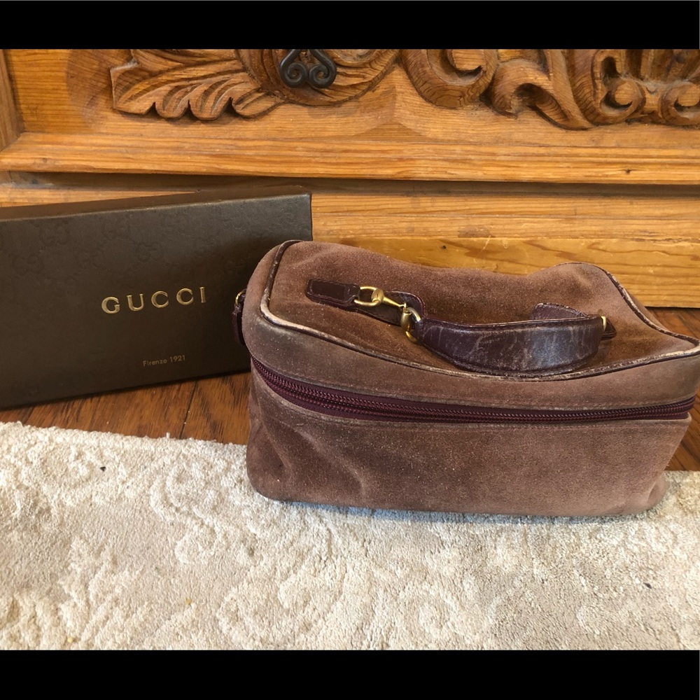 Auth GUCCI vintage brown suede cosmetic case bag